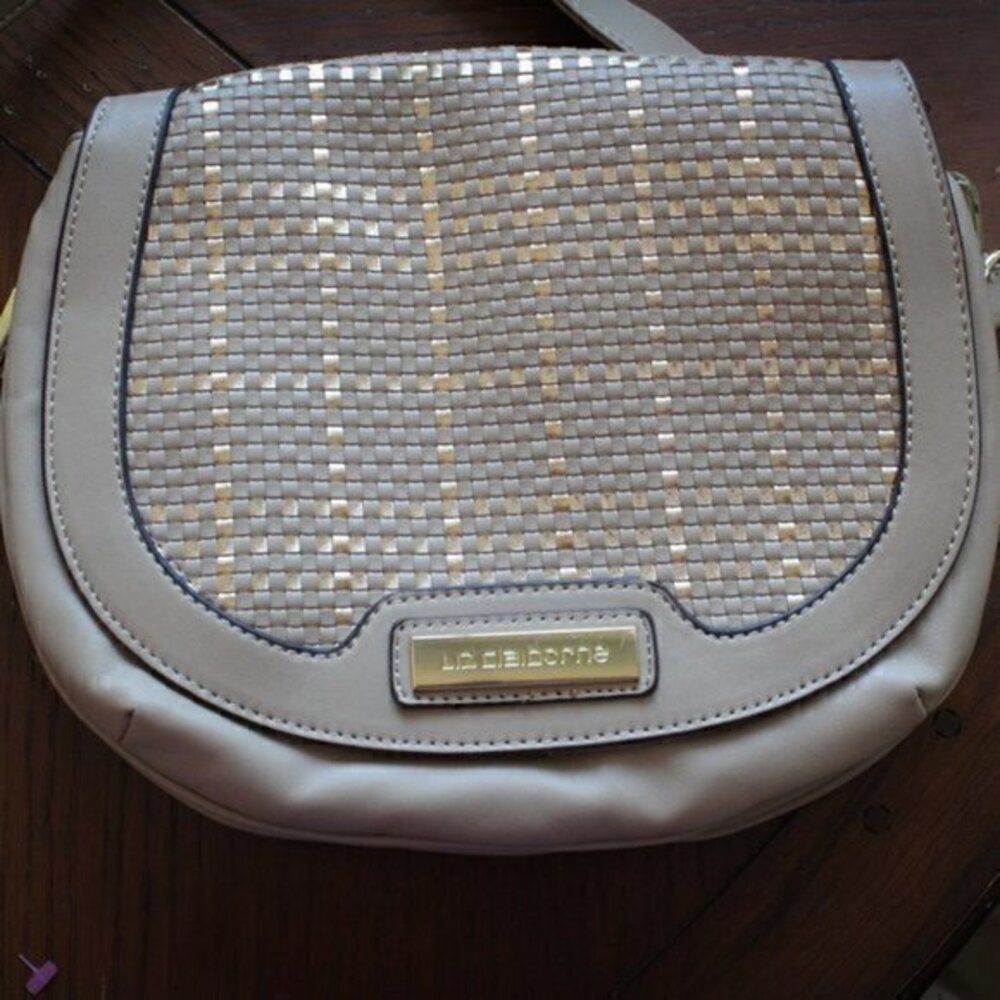 Liz Claiborne bag Tan & Gold purse